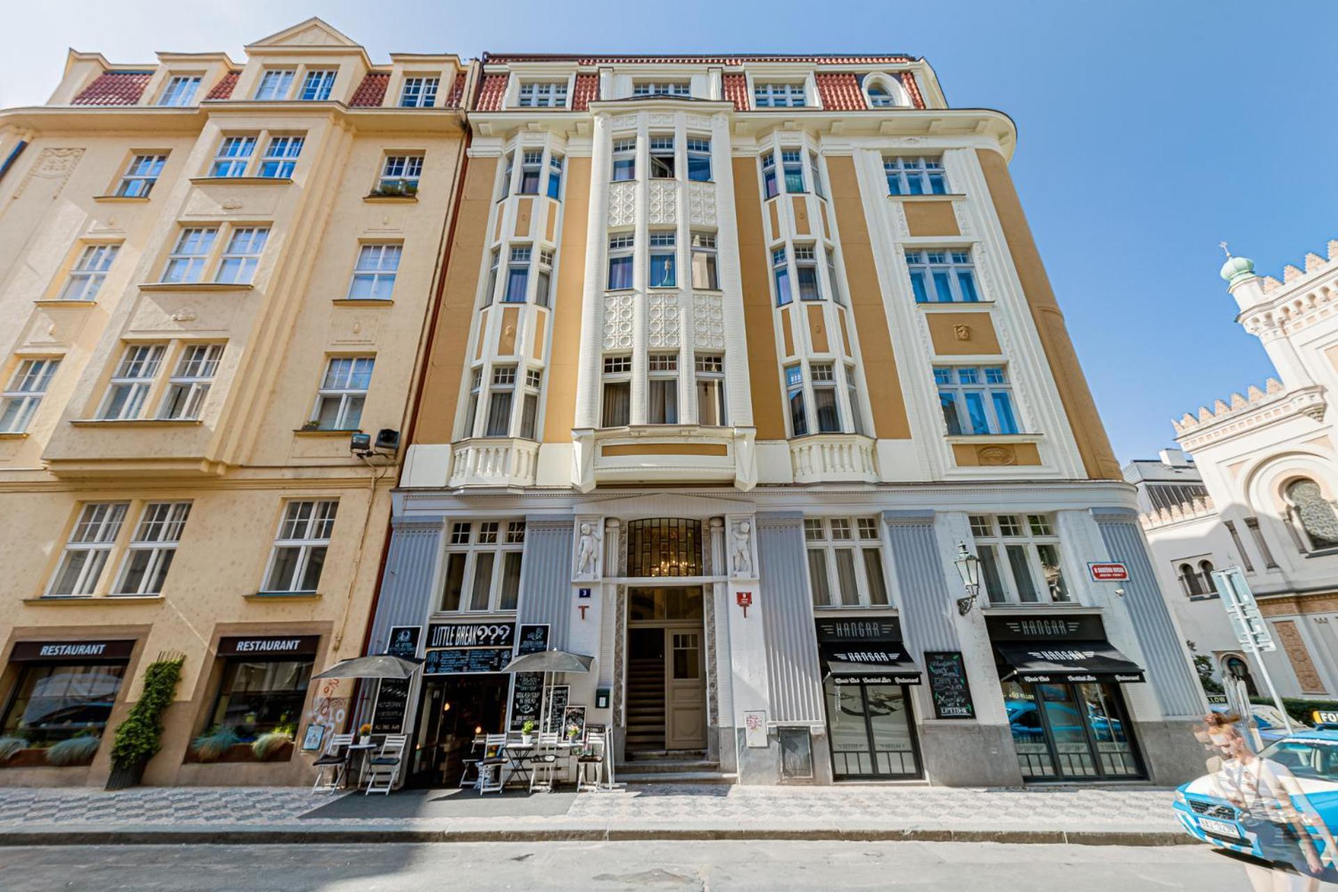 Gold Art Apartments ปราก ภายนอก รูปภาพ
